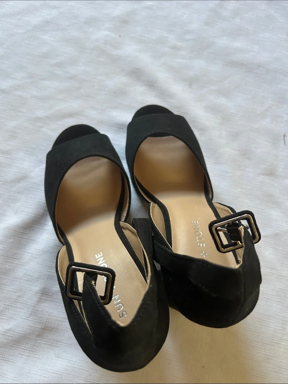 Sun + Stone classic black